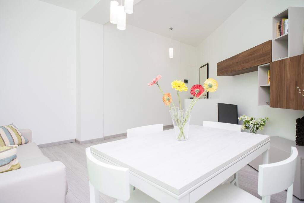 Casa Van Gogh - Mm4 Apartment Milano Exterior foto
